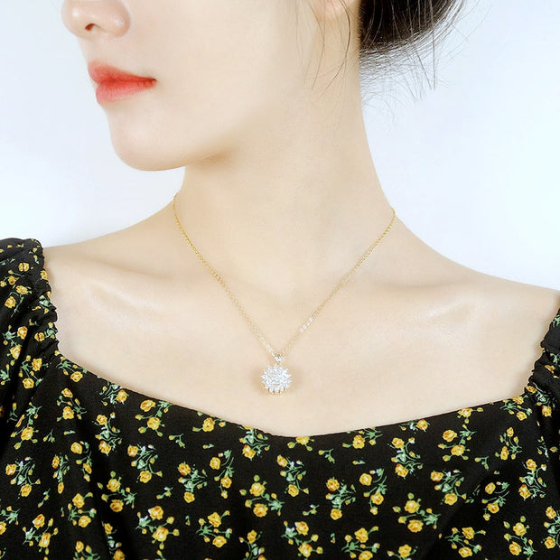 Stainless Steel Rotating Sunflower Pendant Necklace for Women Jewelry Luxury