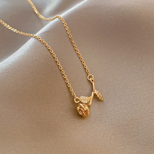 Classic Gold Color Titanium Steel Necklace For Women Jewelry Crystal Pearl Beads