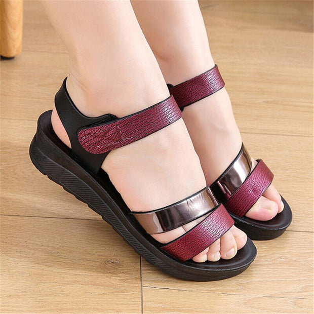 Open Toe Breathable Slippers Ladies Antiskid Mother Shoes