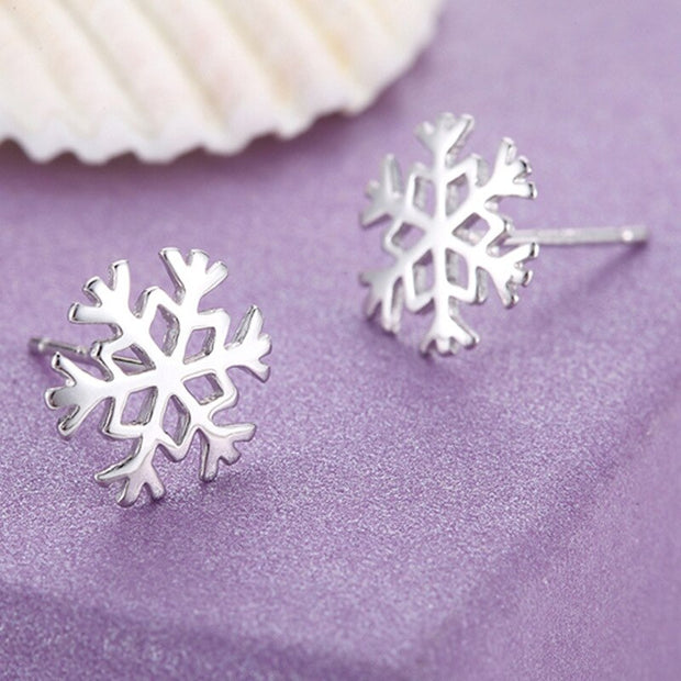Temperament Female Snowflake Silver-plated Earrings Korean Version Love